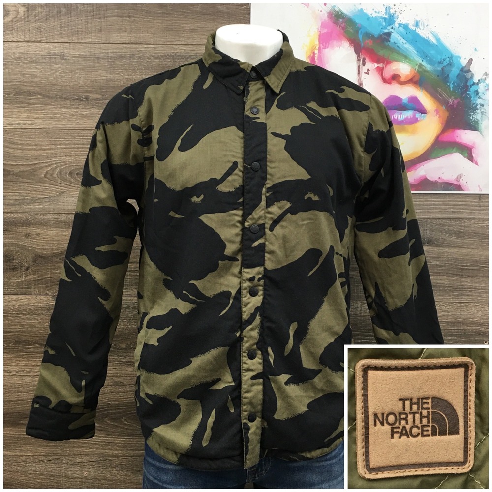 The North Face Mens Reversible Camo Quilted Shirt Jacket Green Black Large